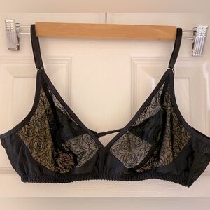 Fortnight Lingerie Aria bralette, rose lace, 34C
